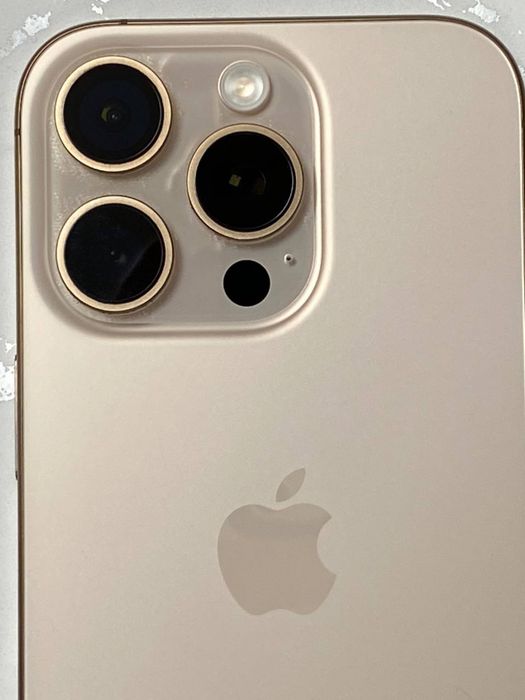 Айфон 16 про /256