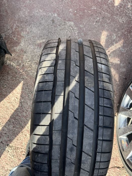 В продаже диски с резиной 255/45/19