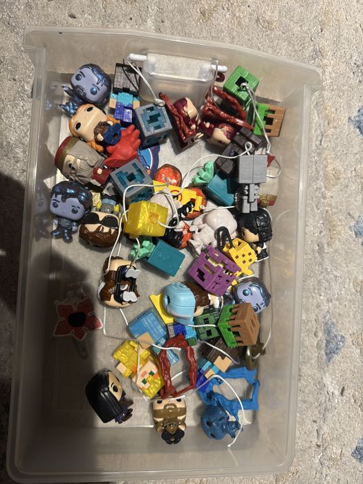 Фигурки kinder joy