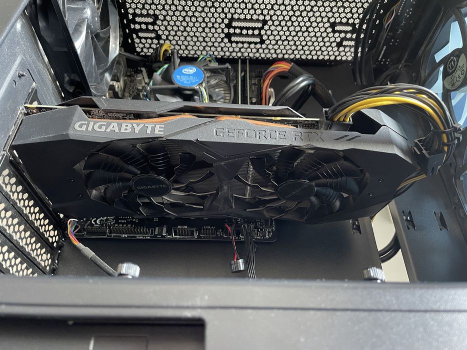 Геймърски компютър