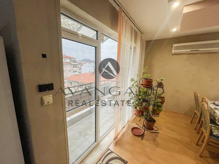 оф.24199 Тристаен обзаведен/ Белите брези