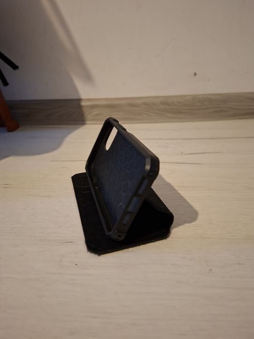 Калъф за iPhone 13