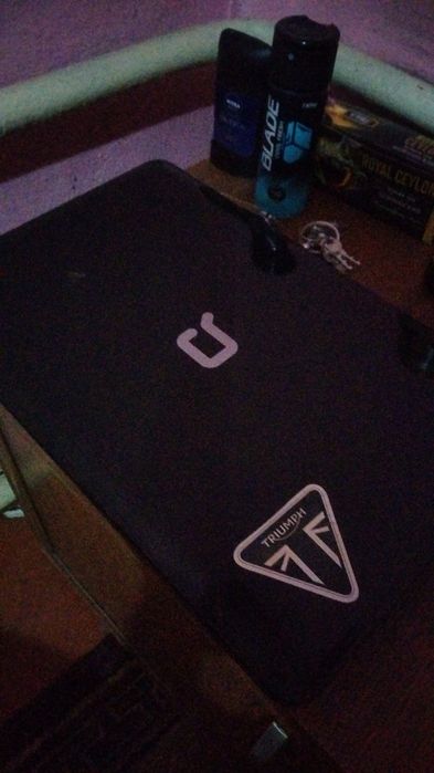 Ноутбук compaq продам 20000