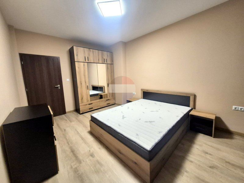 Дава се под наем Тристаен апартамент в Варна, Общината - 78 кв.м за 850 € - Снимка #9