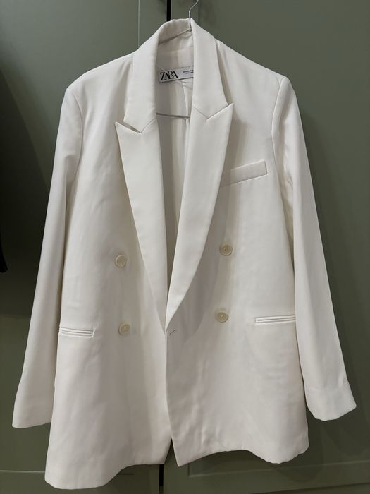 Женская одежда в хорошем состоянии