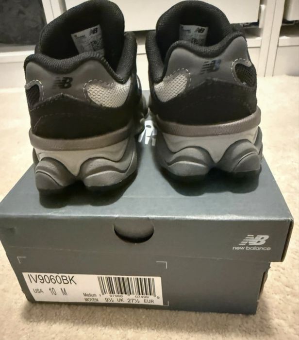 New Balance 9060 copii 27,5