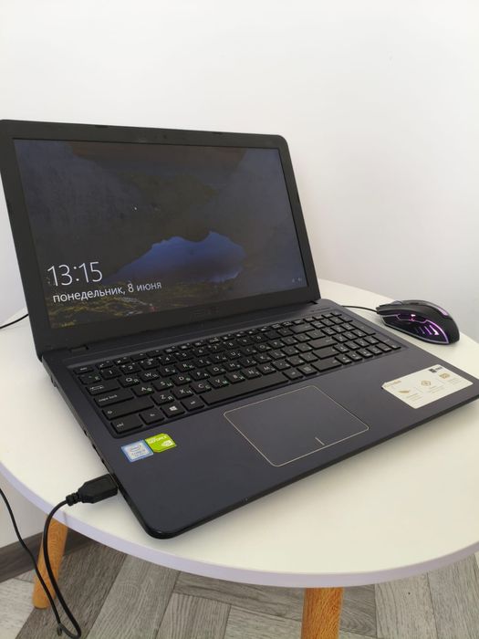 Продаю ноутбук Asus