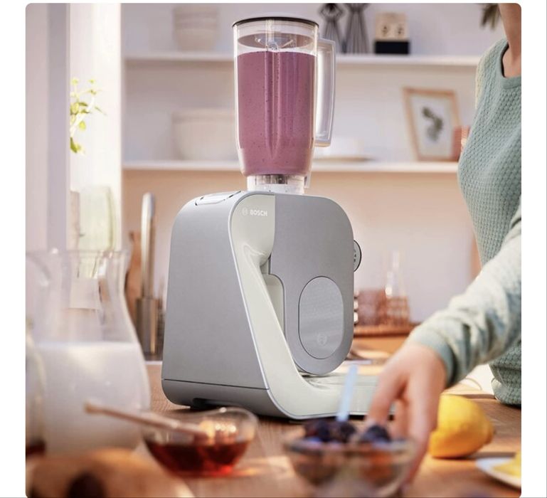Кухонный комбайн Bosch MUM5XL72