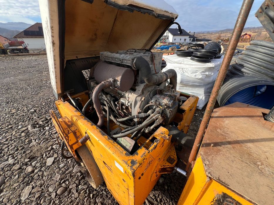 Compactor asfalt si pamant Benford TV1300 3.3 tone