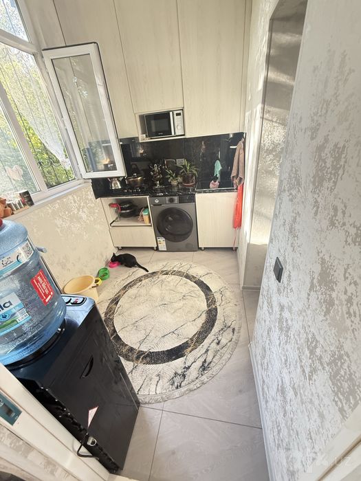 Dom 1 xona 2 xona qilingan 43 kvadrat yevro remont mebel texinka bilan