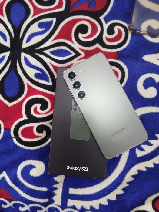Продам Samsung s23 256gb