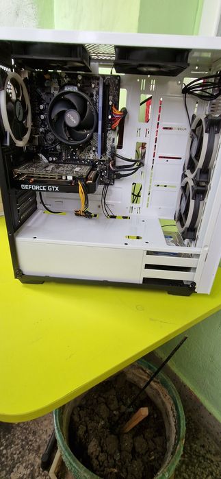 Гейминг компютър r5 2600, gtx 1660, 16gb