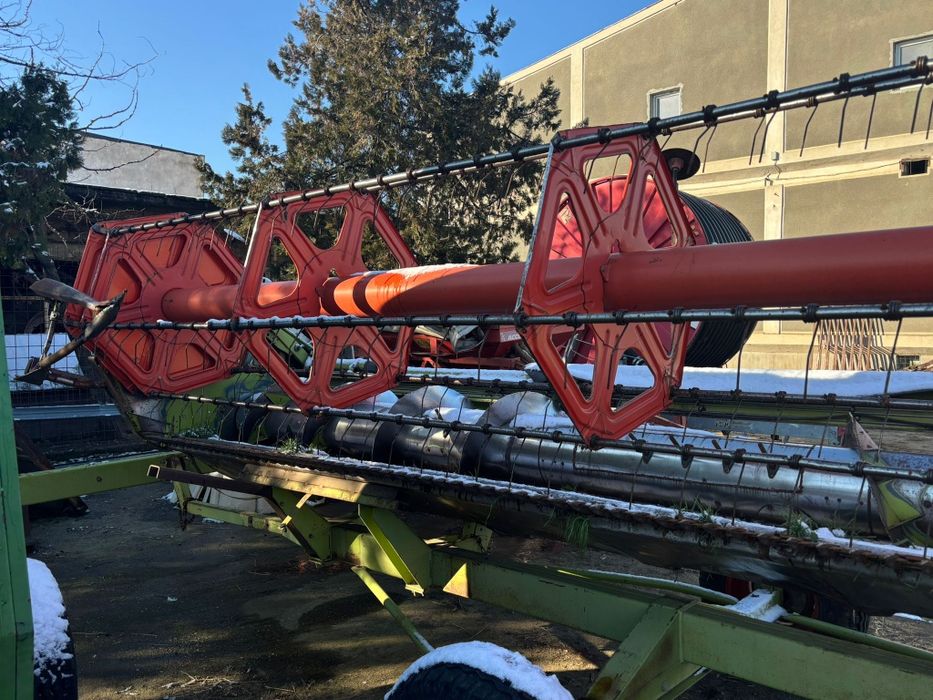 Combina Claas mega 208