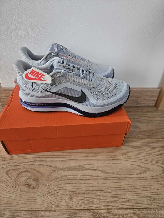 Adidasi Nike Pegasus Premium