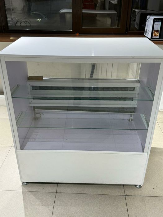 Витринный холодильник