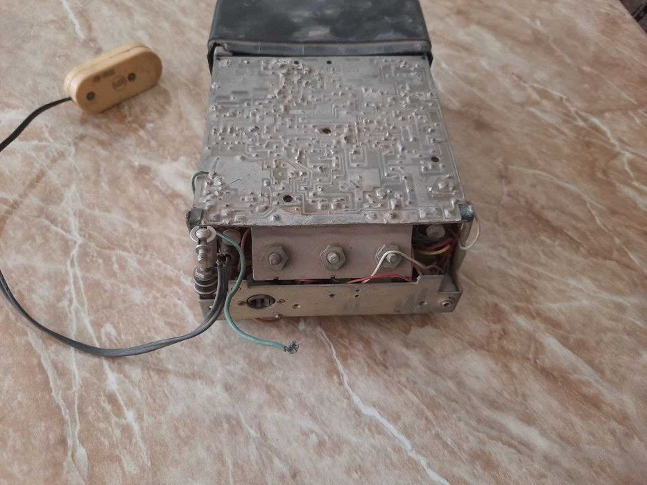 Телевизор ручной сотилади