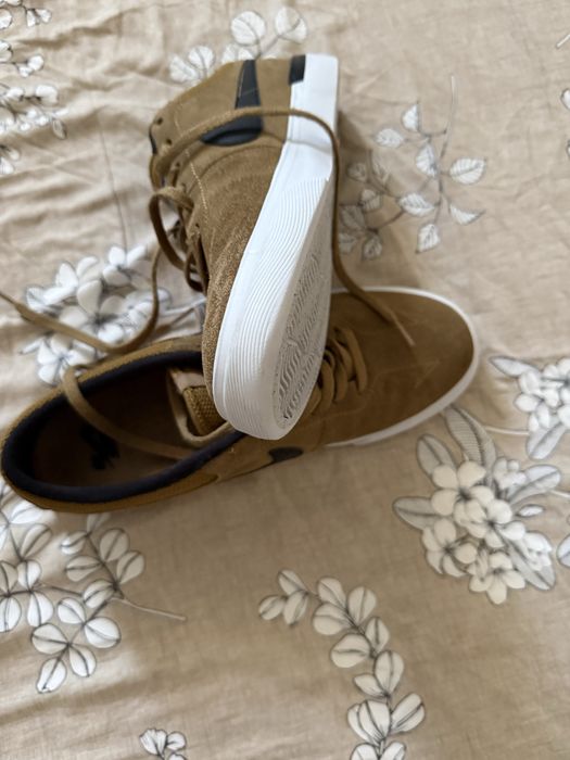 Adidasi NIKE impecabili marimea 42