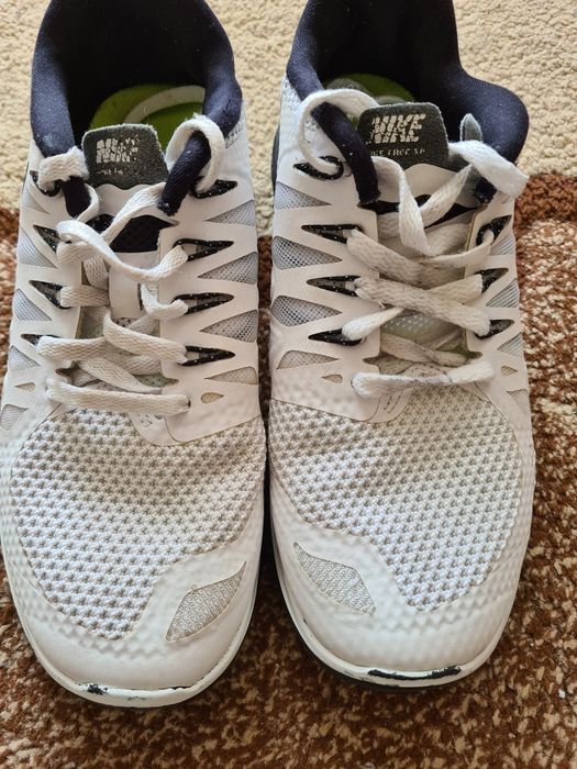 Обувки и маратонки