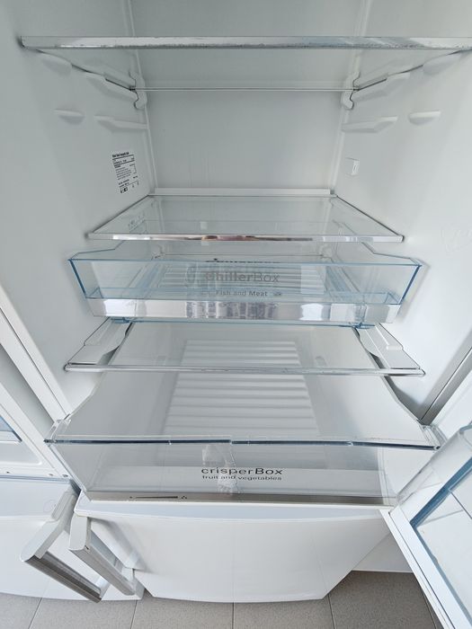 Хладилник с фризер Bosch