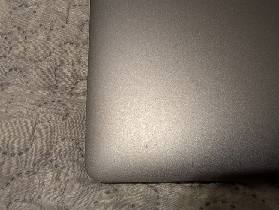 MacBook Air M1, 256GB, 8GB ram ,silver, 13"