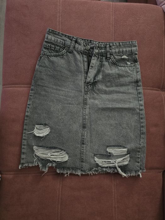 Fusta din denim gri