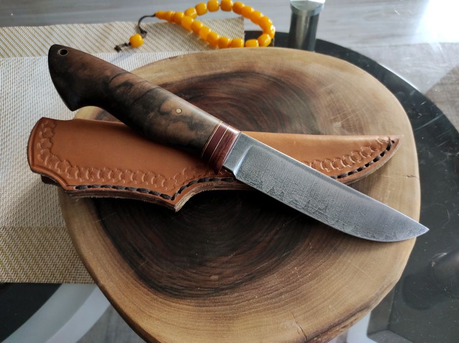 Нож от n690 ръчна изработка