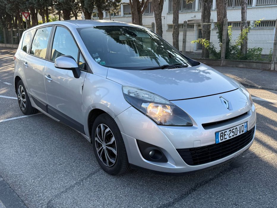 RENAULT Grand Scenic 2012 — imagine 2