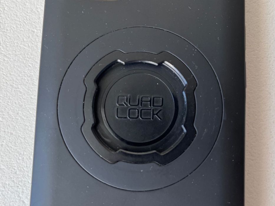 Quad Lock удароустойчив кейс за iPhone 13, 14 MagSafe