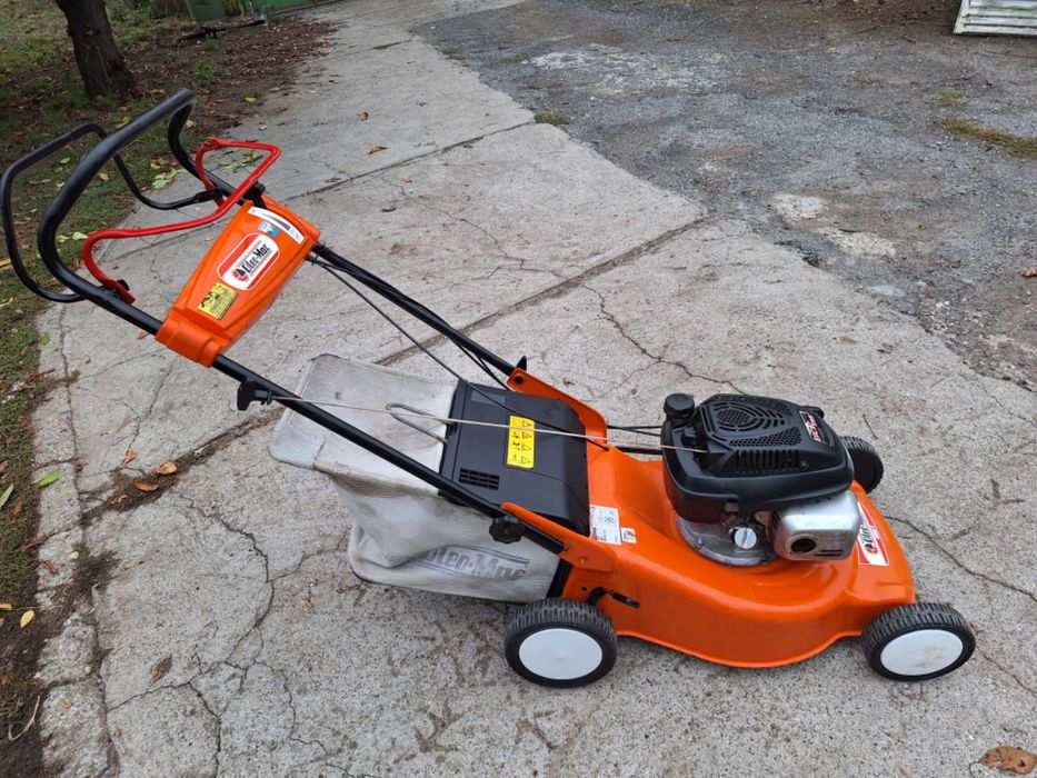 Косачка Honda Oleo-Mac самоходна  мулчираща с кош