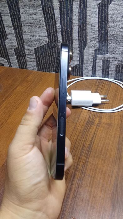 Срочно Айфон 16 про қара титан