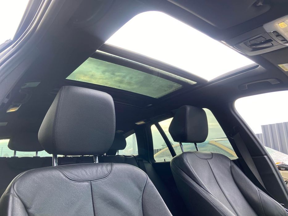 Dezmembrez BMW 330d F31 N57 258cp M-Pack,Xenon,NBT,Panoramic,recaro