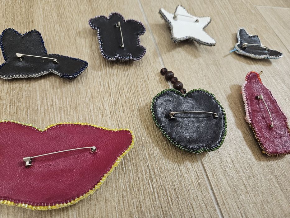 Продам брошки ручной работы