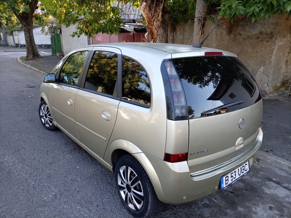 Vând Opel merivai