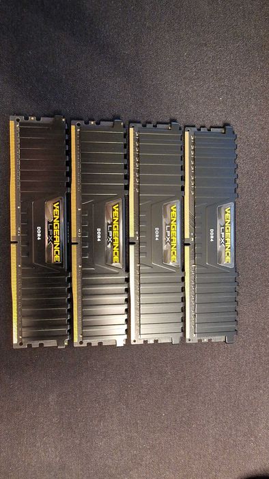 Corsari Vengeance 2x16GB - 3200Mhz