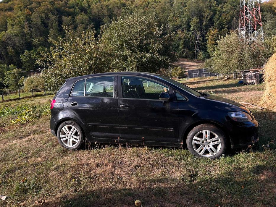 Autovehicul pt dezmembrări