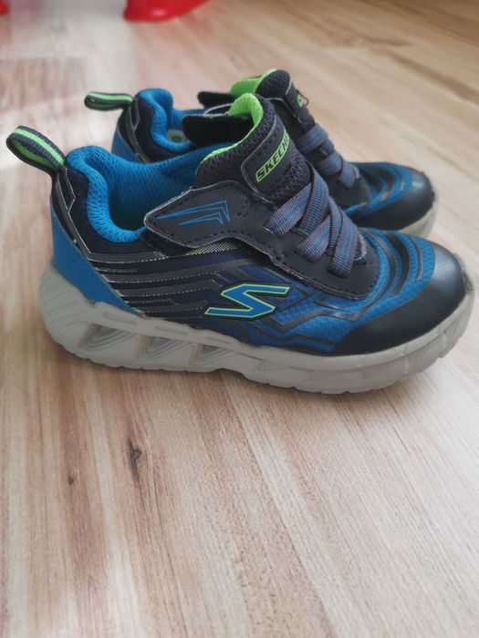 Skechers номер 24