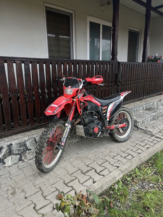 Cross 200cc stare bună de funcționare