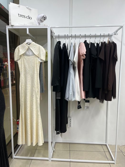 Рейлы для магазина одежды