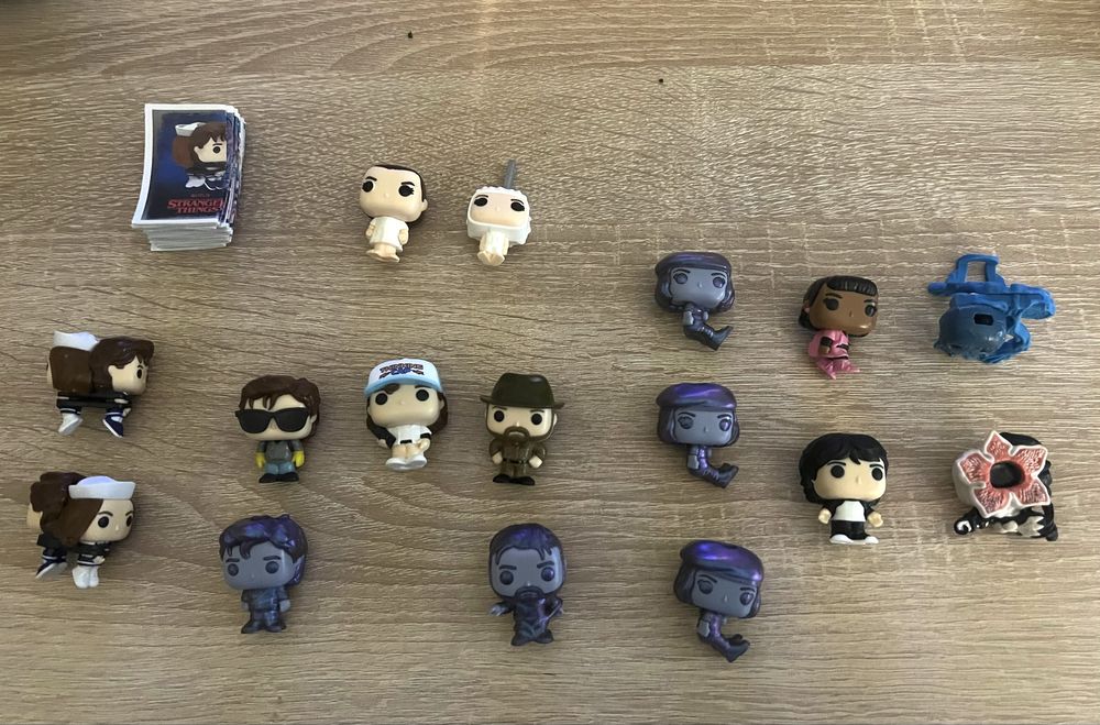 Stranger Things Kinder Joy фигурки