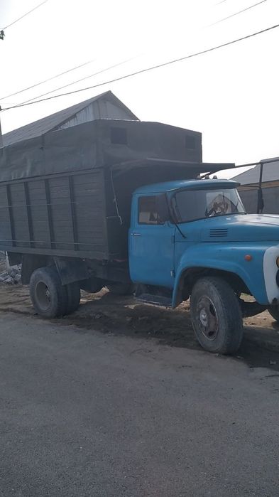 Zil 130 sotiladi