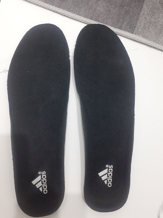 Продам термо кроссовки