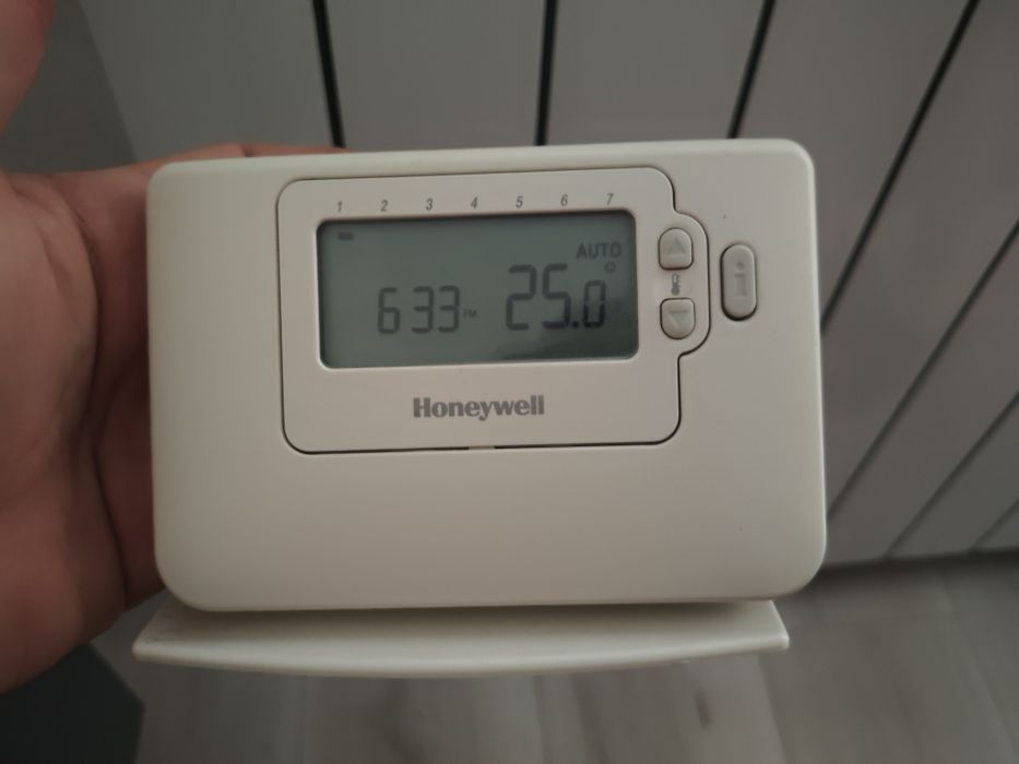 Продавам Газов котел bosch condens 2500 w wbc 28 1 dce 23+ honeywell CM727
