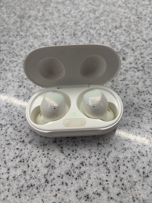Наушники Samsung Galaxy Buds