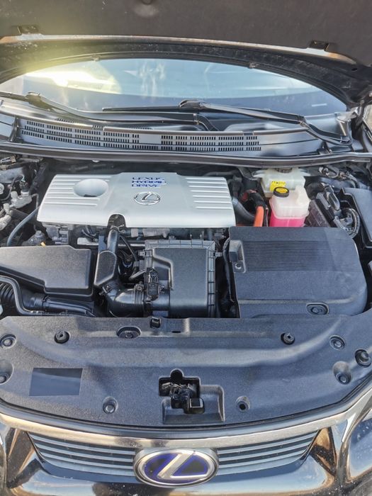 Lexus CT200h hybrid