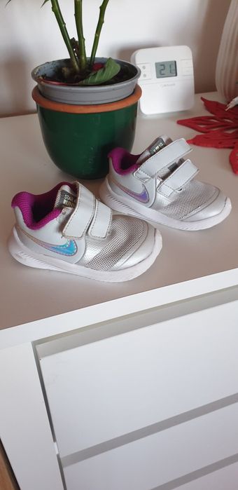 Papuci bebe  marimea 19 -20