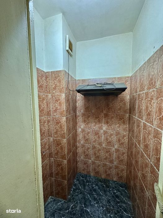 Apartament 3 camere, balcon, Oltenița