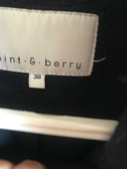 Продавам елегантно палто