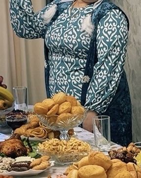 Продается шапаны и жилеты