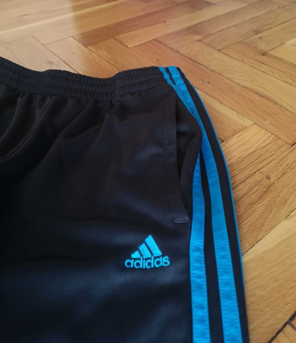 Оригинални мъжки долнища Адидас и Найк размер S