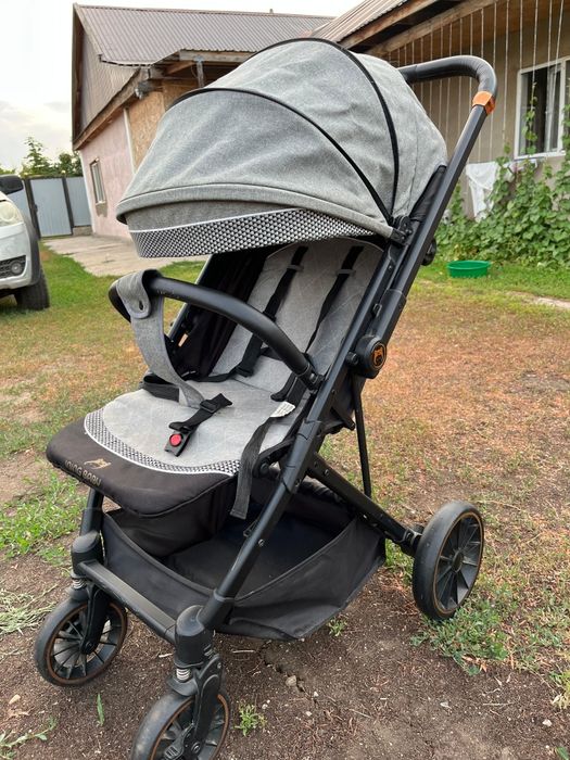 Продам коляску хорошем состоянии